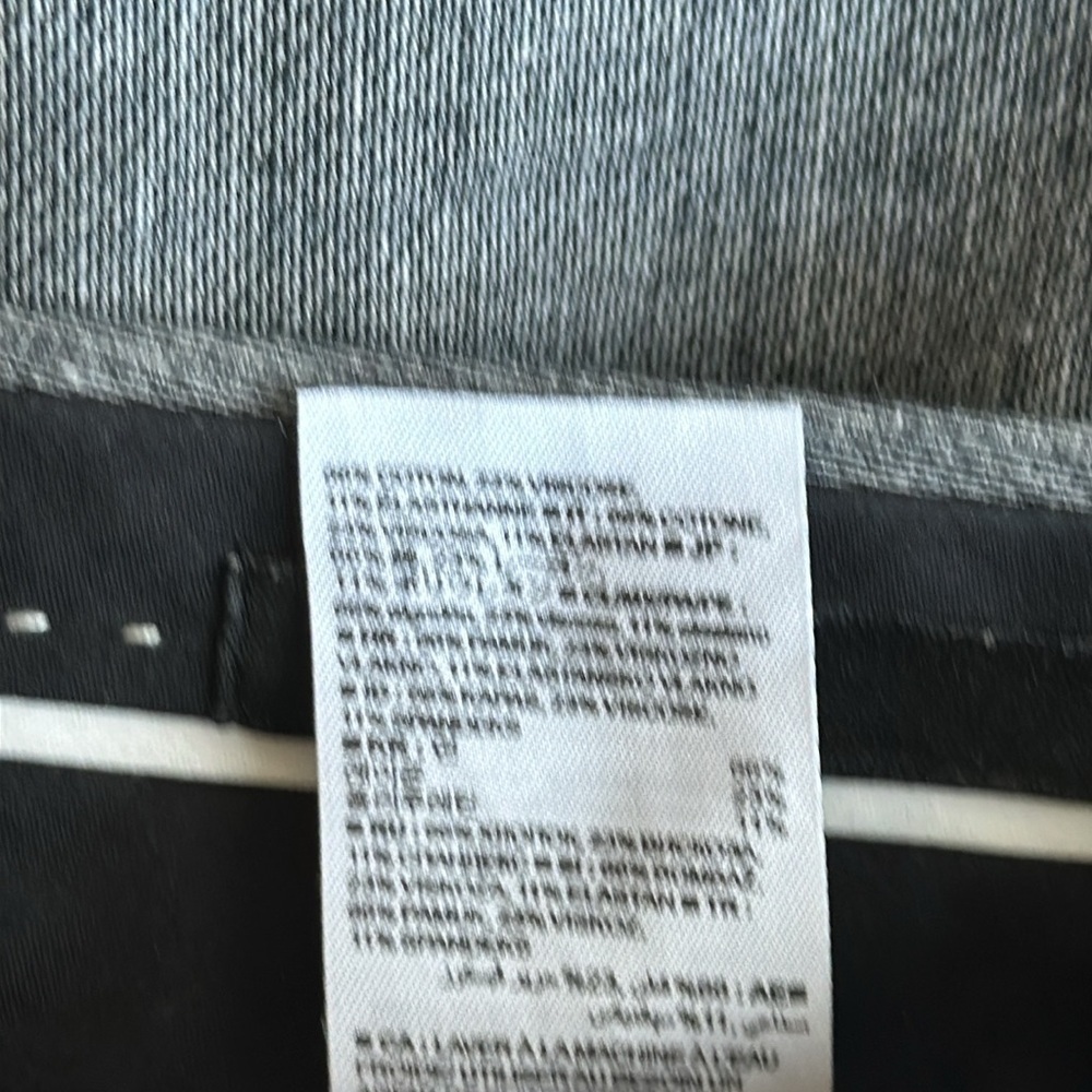 Banana Republic The Sloan Texture gray skinny dress pants, size 2 petite EUC - Picture 8 of 8